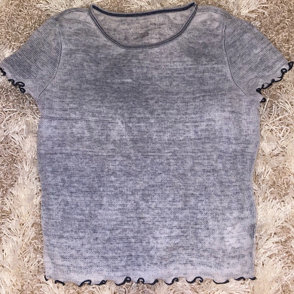 American Eagle T shirt